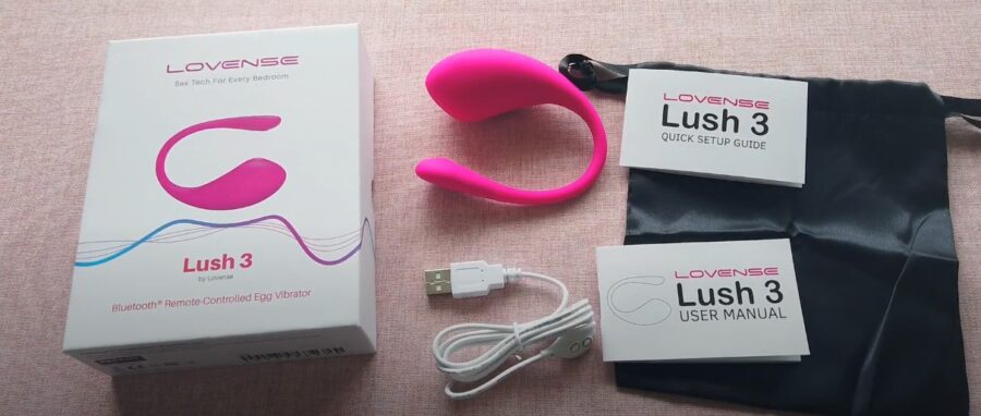 Lovense Lush 3 unboxing